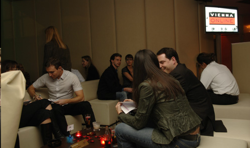 polyamory free dating site
